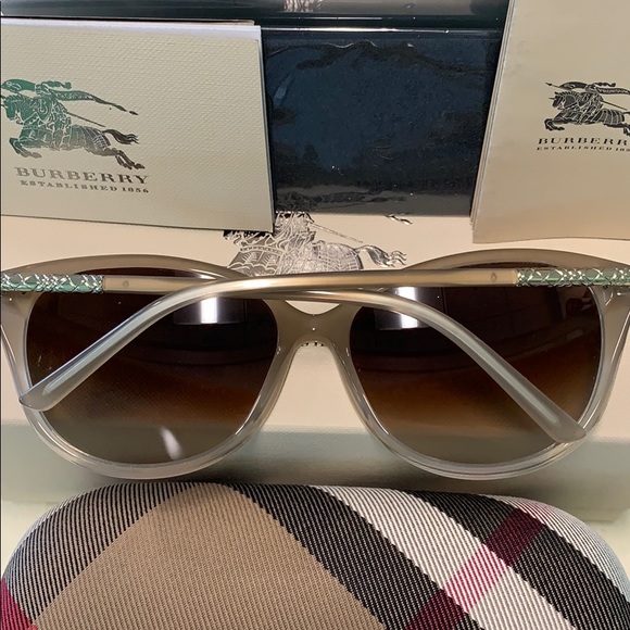 Authentic Burberry Sunglasses - Picture 2 of 4